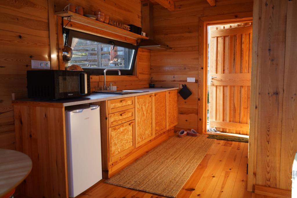 Chalet Blue - De Madeira